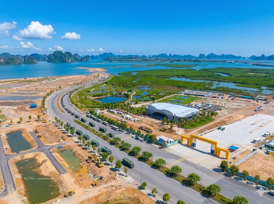 Đại công trường Vinhomes Global Gate Hạ Long